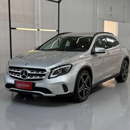 MERCEDES-BENZ GLA 200 1.6 CGI FLEX STYLE 7G-DCT